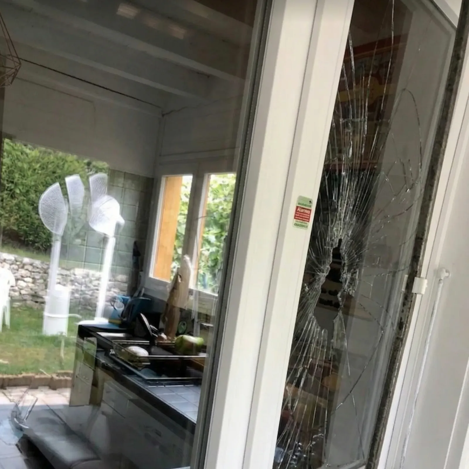 Dépannage vitrier urgence à Courbevoie Dépannage vitrier urgence à Courbevoie